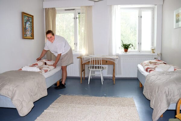 Jennin Majatalolla takana ensimmäinen kesä