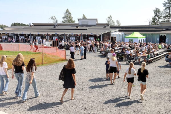 Reisjärven opistoseuroissa 19 000 kävijää
